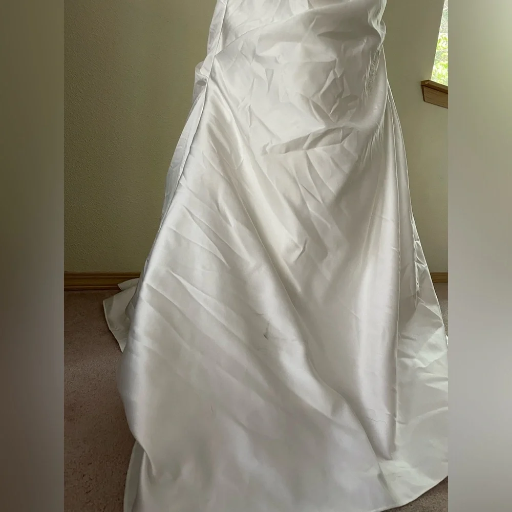 Symphony of Venus wedding gown dress ivory A-Line NWT ~ - Picture 11 of 13
